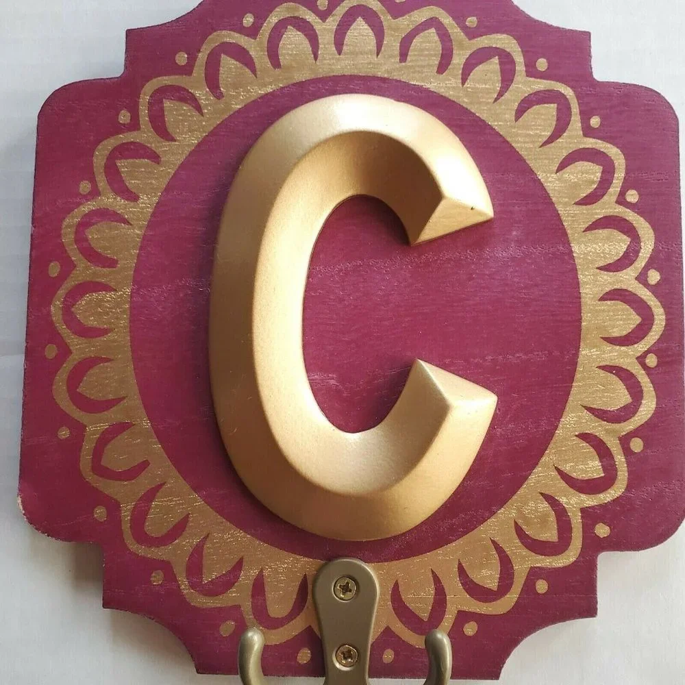 Wooden Wall Mounted Monogram “C” Jewelry Hook Maroon & Gold NEW